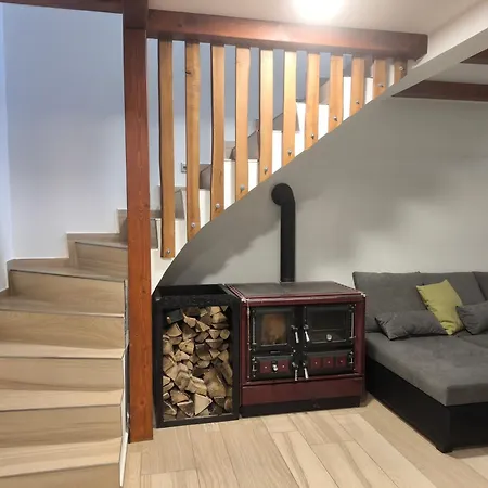 Slezska Harta Апартаменты Roudno